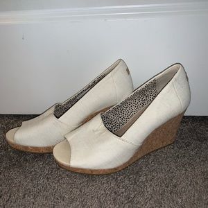 Brand New TOMS wedges. Size 7.5
